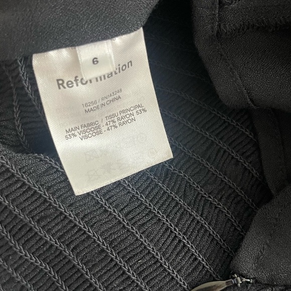Reformation date night too in black. Size 6 - Picture 4 of 5